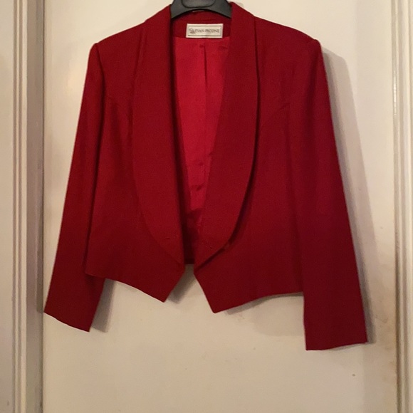 Red suit set - Picture 2 of 5